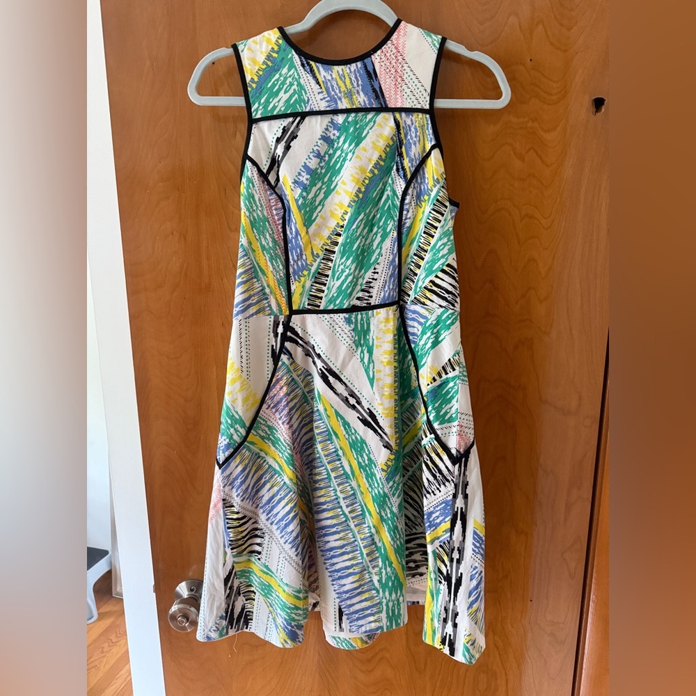 Shoshanna printed dresses size 8